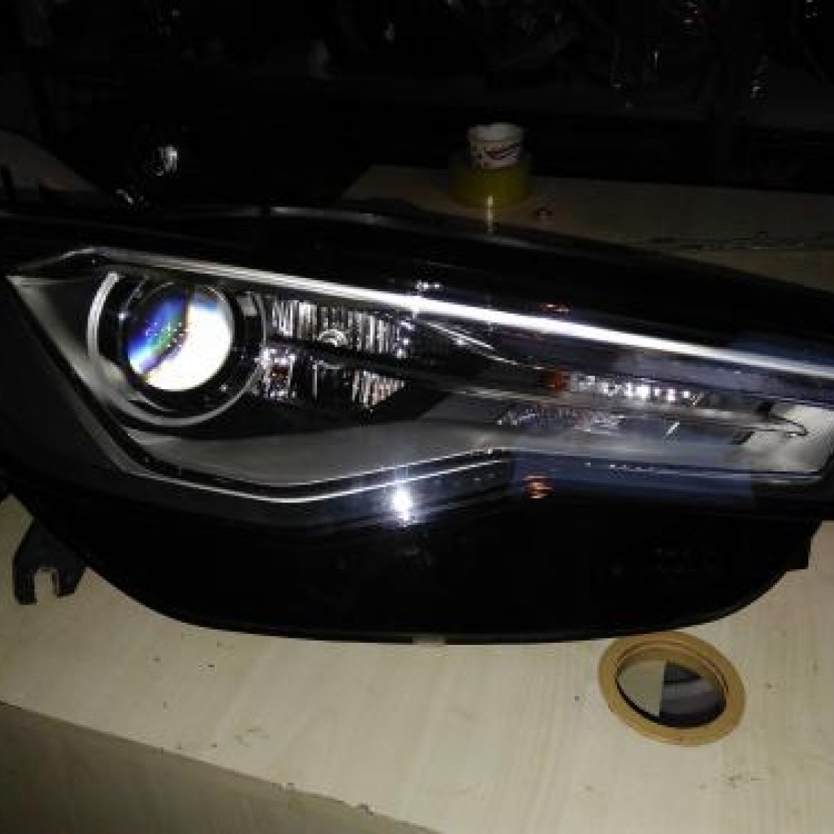 Audi A6 Çıkma Ön Sağ Far