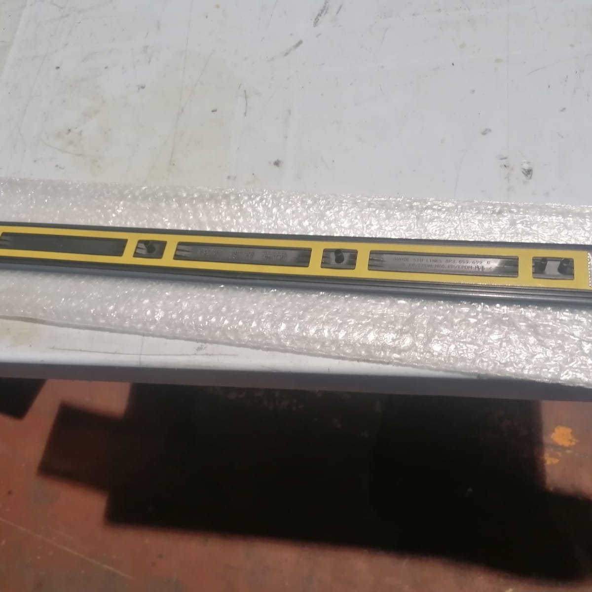 3g0807889b passat orta braket